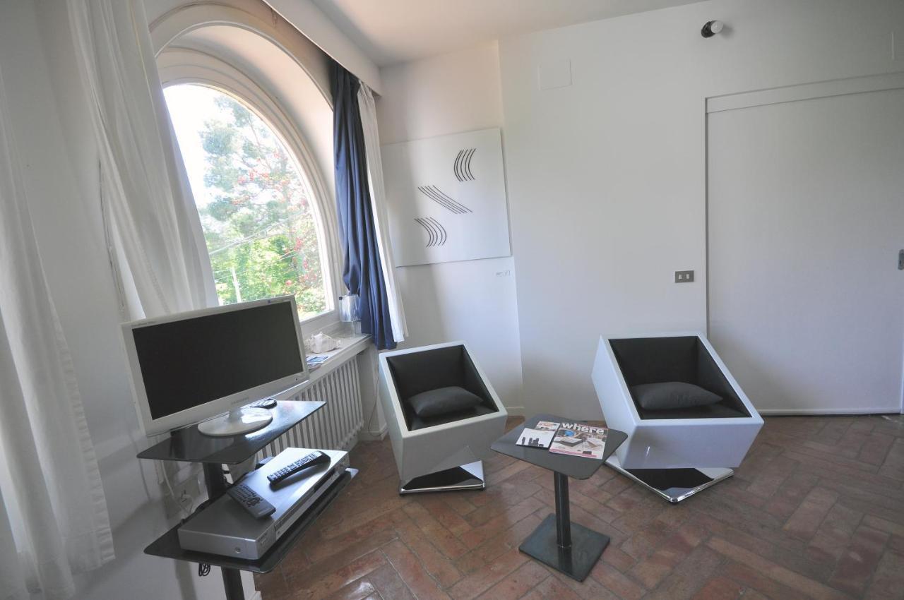 Residenza Le Rose Villa D'Arte Неаполь Экстерьер фото